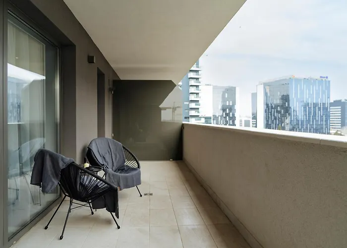 Zenith Aviatiei Pipera Business Center Free Parking בוקרשט